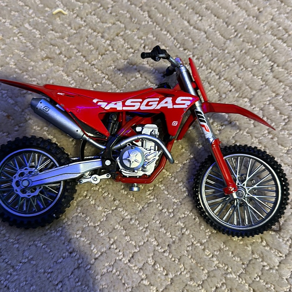 toy dirtbike brand-new red